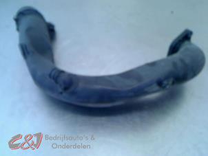 Gebruikte Intercooler Buis Renault Megane III Grandtour (KZ) 1.5 dCi 90 Prijs € 21,00 Margeregeling aangeboden door C&J Bedrijfsauto's & Onderdelen