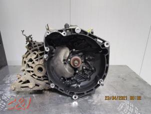 Gebruikte Versnellingsbak Fiat Doblo (263) 1.6 D Multijet Prijs € 367,50 Margeregeling aangeboden door C&J Bedrijfsauto's & Onderdelen