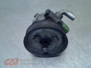 Gebruikte Servopomp Fiat Fiorino (225) 1.3 D 16V Multijet Prijs € 47,25 Margeregeling aangeboden door C&J Bedrijfsauto's & Onderdelen