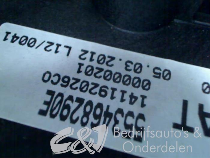 Schakelmechaniek van een Opel Combo 1.6 CDTI 16V 2013