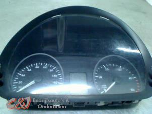 Gebruikte Kilometerteller KM Mercedes Sprinter 3t (906.11/906.21) 211 CDI 16V Prijs € 52,50 Margeregeling aangeboden door C&J Bedrijfsauto's & Onderdelen