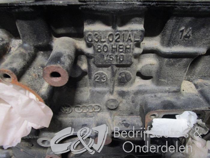Motor Onderblok van een Volkswagen Caddy III (2KA,2KH,2CA,2CH) 1.6 TDI 16V 2012