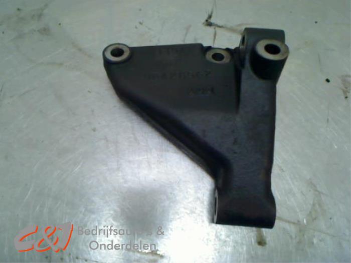Gebruikte Motorrubber Fiat Ducato (243/244/245/247) 2.8 JTD Prijs € 15,75 Margeregeling aangeboden door C&J Bedrijfsauto's & Onderdelen