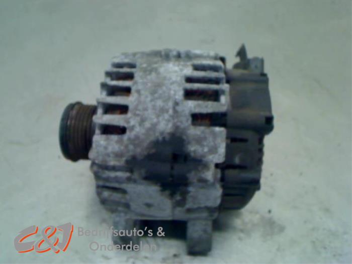 Gebruikte Dynamo Peugeot Partner (GC/GF/GG/GJ/GK) 1.6 HDI 75 Phase 1 Prijs € 26,25 Margeregeling aangeboden door C&J Bedrijfsauto's & Onderdelen
