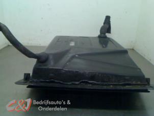 Gebruikte Luchtfilterhuis Citroen Jumpy (G9) 1.6 HDI 16V Prijs € 42,00 Margeregeling aangeboden door C&J Bedrijfsauto's & Onderdelen