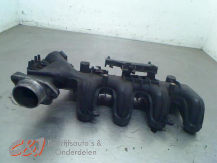 Inlaatspruitstuk van een Citroën Berlingo 1.6 Hdi 75 2013