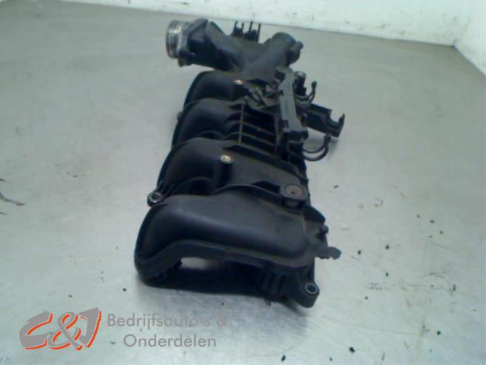 Inlaatspruitstuk van een Citroën Berlingo 1.6 Hdi 75 2013