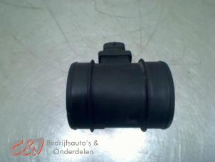 Gebruikte Luchthoeveelheidsmeter Fiat Doblo Cargo (263) 1.3 MJ 16V Euro 4 Prijs € 26,25 Margeregeling aangeboden door C&J Bedrijfsauto's & Onderdelen