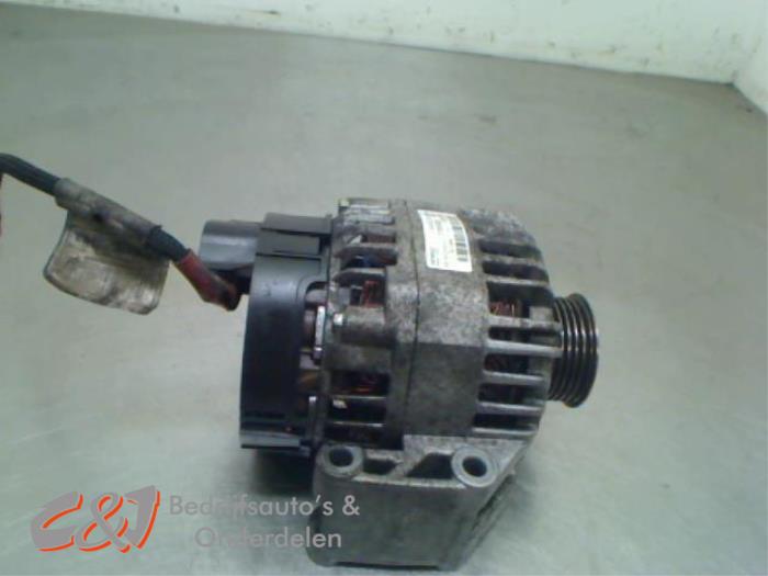 Gebruikte Alternator Fiat Doblo Cargo (263) 1.3 MJ 16V Euro 4 Prijs € 26,25 Margeregeling aangeboden door C&J Bedrijfsauto's & Onderdelen