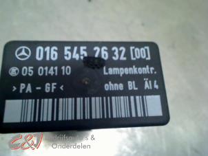 Gebruikte Computer Verlichting Mercedes V (638.2) V-220 2.2 CDI 16V Prijs € 26,25 Margeregeling aangeboden door C&J Bedrijfsauto's & Onderdelen