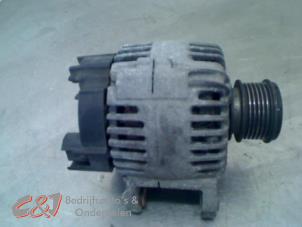 Gebruikte Alternator Volkswagen Caddy III (2KA,2KH,2CA,2CH) 1.6 TDI 16V Prijs € 21,00 Margeregeling aangeboden door C&J Bedrijfsauto's & Onderdelen