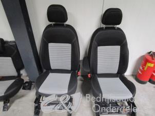 Gebruikte Interieur Bekledingsset Fiat Fiorino (225) 1.3 JTD 16V Multijet Prijs € 523,95 Margeregeling aangeboden door C&J bedrijfsauto's & onderdelen