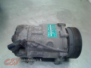 Gebruikte Aircopomp Volkswagen Transporter/Caravelle T5 1.9 TDi Prijs € 68,25 Margeregeling aangeboden door C&J Bedrijfsauto's & Onderdelen