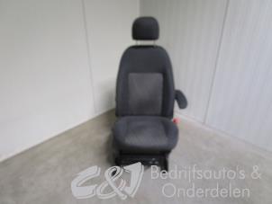 Gebruikte Voorstoel rechts Fiat Fiorino (225) 1.3 D 16V Multijet Prijs € 210,00 Margeregeling aangeboden door C&J bedrijfsauto's & onderdelen