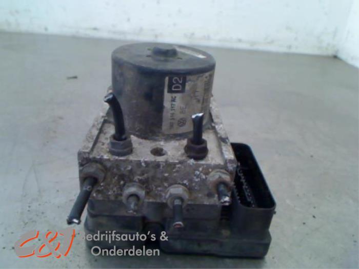 Gebruikte ABS Pomp Volkswagen Caddy III (2KA,2KH,2CA,2CH) 2.0 SDI Prijs € 15,75 Margeregeling aangeboden door C&J Bedrijfsauto's & Onderdelen