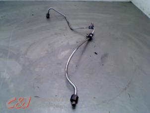 Gebruikte Oliedruk Leiding Volkswagen Transporter T5 1.9 TDi Prijs € 15,75 Margeregeling aangeboden door C&J Bedrijfsauto's & Onderdelen