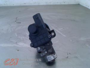 Gebruikte EGR Klep Volkswagen Transporter T5 1.9 TDi Prijs € 63,00 Margeregeling aangeboden door C&J Bedrijfsauto's & Onderdelen