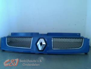 Gebruikte Grille Renault Trafic New (FL) 2.0 16V Prijs € 26,25 Margeregeling aangeboden door C&J Bedrijfsauto's & Onderdelen