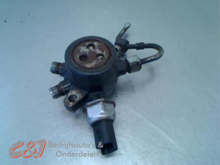 Gebruikte Injector brug Renault Kangoo Express (FW) 1.5 dCi 70 Prijs € 21,00 Margeregeling aangeboden door C&J Bedrijfsauto's & Onderdelen