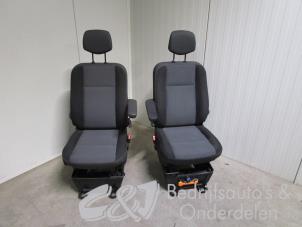 Gebruikte Voorstoelen links + rechts Renault Master IV (MA/MB/MC/MD/MH/MF/MG/MH) 2.3 dCi 16V Prijs € 1.837,50 Margeregeling aangeboden door C&J bedrijfsauto's & onderdelen