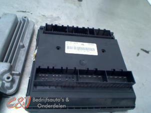 Gebruikte Kontaktslot + computer Volkswagen Transporter Prijs € 288,75 Margeregeling aangeboden door C&J Bedrijfsauto's & Onderdelen