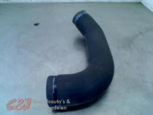 Gebruikte Intercooler Slang Citroen Jumper (U9) 2.2 HDi 130 Prijs € 21,00 Margeregeling aangeboden door C&J Bedrijfsauto's & Onderdelen