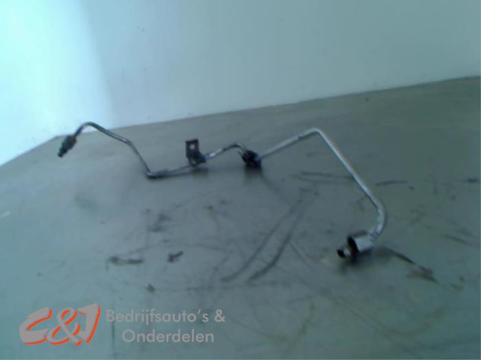 Oliedruk Leiding van een Volkswagen Transporter T5 1.9 TDi 2003