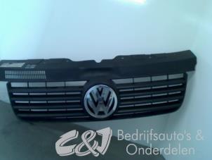 Gebruikte Grille Volkswagen Transporter T5 1.9 TDi Prijs € 42,00 Margeregeling aangeboden door C&J bedrijfsauto's & onderdelen
