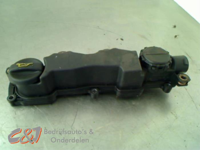 Gebruikte Kleppendeksel Citroen Berlingo 1.6 HDI 16V 75 Prijs € 15,75 Margeregeling aangeboden door C&J Bedrijfsauto's & Onderdelen