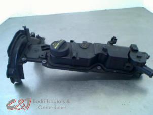 Gebruikte Kleppendeksel Ford Transit Connect (PJ2) 1.6 TDCi 16V 75 Prijs € 36,75 Margeregeling aangeboden door C&J Bedrijfsauto's & Onderdelen