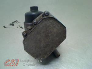 Gebruikte Oliefilterhuis Peugeot Boxer (U9) 2.2 HDi 100 Euro 4 Prijs € 52,50 Margeregeling aangeboden door C&J Bedrijfsauto's & Onderdelen
