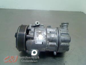 Gebruikte Pomp Airco Fiat Doblo Cargo (263) 1.6 D Multijet Prijs € 89,25 Margeregeling aangeboden door C&J Bedrijfsauto's & Onderdelen