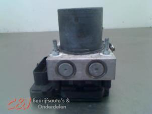 Gebruikte ABS Pomp Mercedes Vito (447.6) 2.2 116 CDI 16V Prijs € 89,25 Margeregeling aangeboden door C&J Bedrijfsauto's & Onderdelen