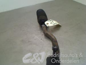 Gebruikte Stuurstang rechts Opel Vivaro 1.6 CDTI 90 Prijs € 31,50 Margeregeling aangeboden door C&J bedrijfsauto's & onderdelen