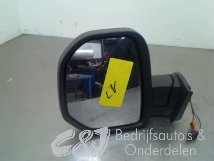 Buitenspiegel links van een Citroën Berlingo 1.6 Hdi 75 2011