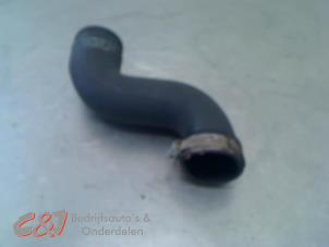Gebruikte Intercooler Slang Mercedes Sprinter 3,5t (906.73) 315 CDI 16V Prijs € 21,00 Margeregeling aangeboden door C&J Bedrijfsauto's & Onderdelen