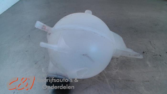 Expansievat van een Ford Transit 2.0 TDCi 16V Eco Blue 130 2017