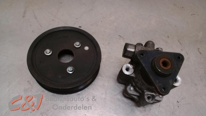 Gebruikte Stuurpomp Renault Master III (FV) 2.3 dCi 100 16V FWD Prijs € 40,95 Margeregeling aangeboden door C&J Bedrijfsauto's & Onderdelen