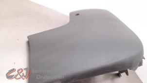 Gebruikte Bumperhoek links-achter Opel Vivaro 2.0 CDTI 16V Prijs € 42,00 Margeregeling aangeboden door C&J Bedrijfsauto's & Onderdelen