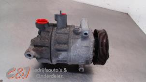 Gebruikte Pomp Airco Volkswagen Caddy III (2KA,2KH,2CA,2CH) 1.6 TDI 16V Prijs € 105,00 Margeregeling aangeboden door C&J Bedrijfsauto's & Onderdelen