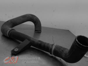 Gebruikte Intercooler Buis Fiat Ducato (250) 2.3 D 130 Multijet Prijs € 21,00 Margeregeling aangeboden door C&J Bedrijfsauto's & Onderdelen