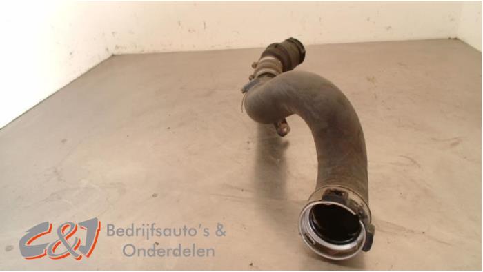 Gebruikte Intercooler Buis Mercedes Citan (415.6) 1.5 109 CDI Prijs € 15,75 Margeregeling aangeboden door C&J Bedrijfsauto's & Onderdelen