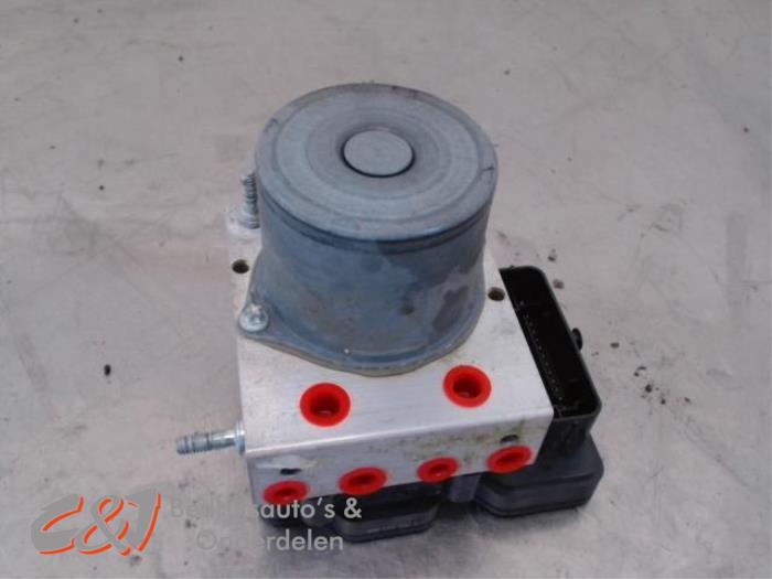 Gebruikte ABS Pomp Citroen Jumper (U9) 2.2 HDi 130 Prijs € 47,25 Margeregeling aangeboden door C&J Bedrijfsauto's & Onderdelen