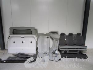 Gebruikte Dubbele cabine Opel Vivaro 2.5 CDTI 16V Prijs € 1.588,13 Inclusief btw aangeboden door C&J bedrijfsauto's & onderdelen