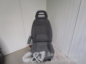 Gebruikte Voorstoel links Citroen Jumper (U9) 2.2 HDi 120 Euro 4 Prijs € 472,50 Margeregeling aangeboden door C&J bedrijfsauto's & onderdelen