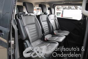 Gebruikte Interieur Bekledingsset Ford Tourneo Custom 2.0 TDCi 16V Eco Blue 130 Prijs € 4.764,38 Inclusief btw aangeboden door C&J bedrijfsauto's & onderdelen