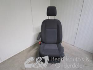 Gebruikte Voorstoel links Ford Transit 2.2 TDCi 16V Prijs € 367,50 Margeregeling aangeboden door C&J bedrijfsauto's & onderdelen