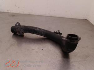 Gebruikte Intercooler Buis Opel Combo 1.3 CDTI 16V ecoFlex Prijs € 21,00 Margeregeling aangeboden door C&J Bedrijfsauto's & Onderdelen