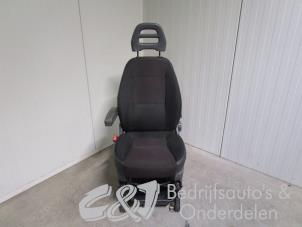 Gebruikte Voorstoel links Citroen Jumper (U9) 2.2 HDi 110 Euro 5 Prijs € 446,25 Margeregeling aangeboden door C&J bedrijfsauto's & onderdelen