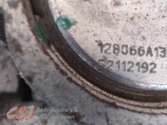 Pomp Servo van een Fiat Fiorino (225) 1.4 2019
